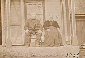 John Anderson. and Margaret McLellan on their front porch in 1909